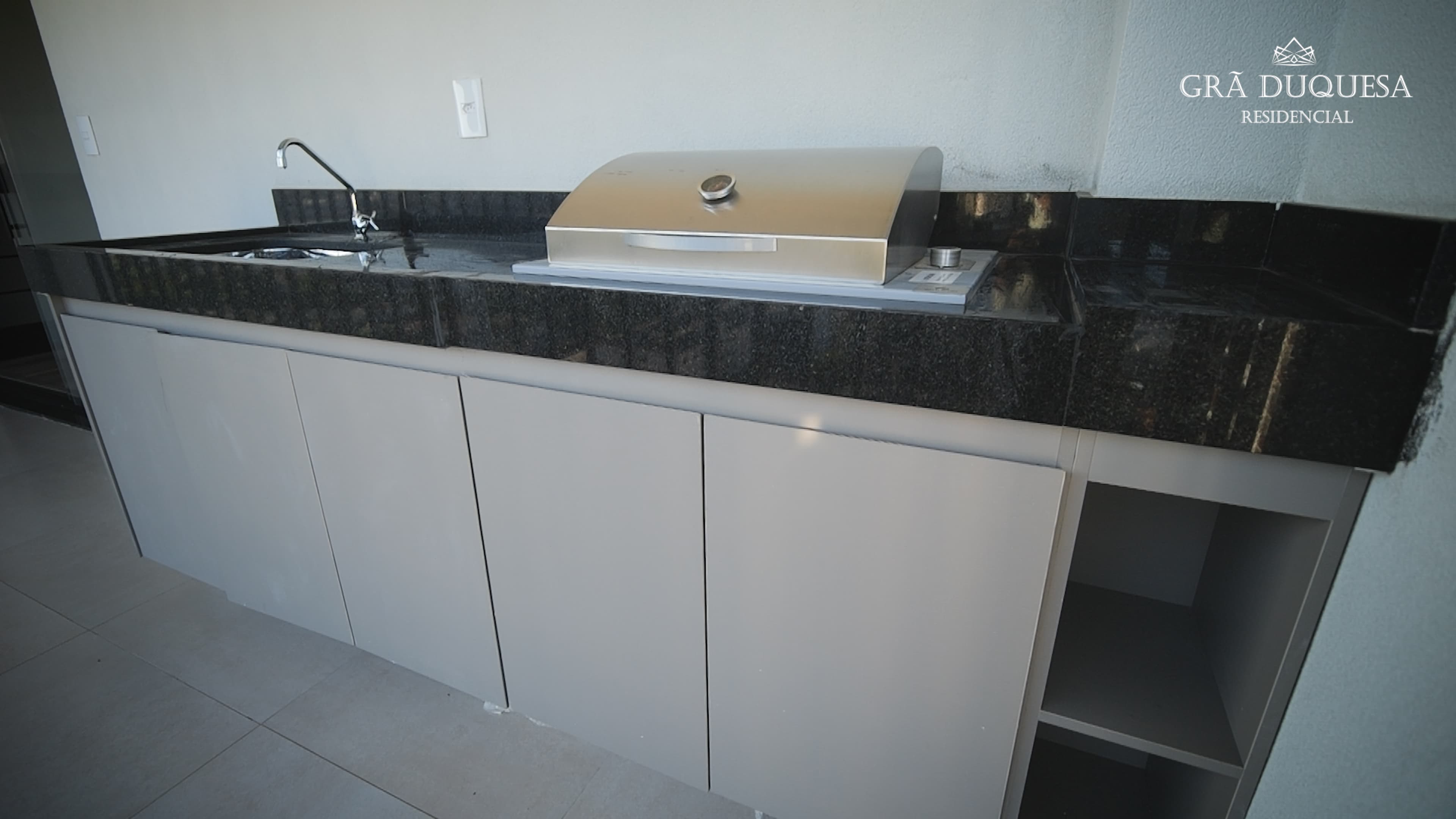 td.00_50_59_02.Quadro066.jpg
