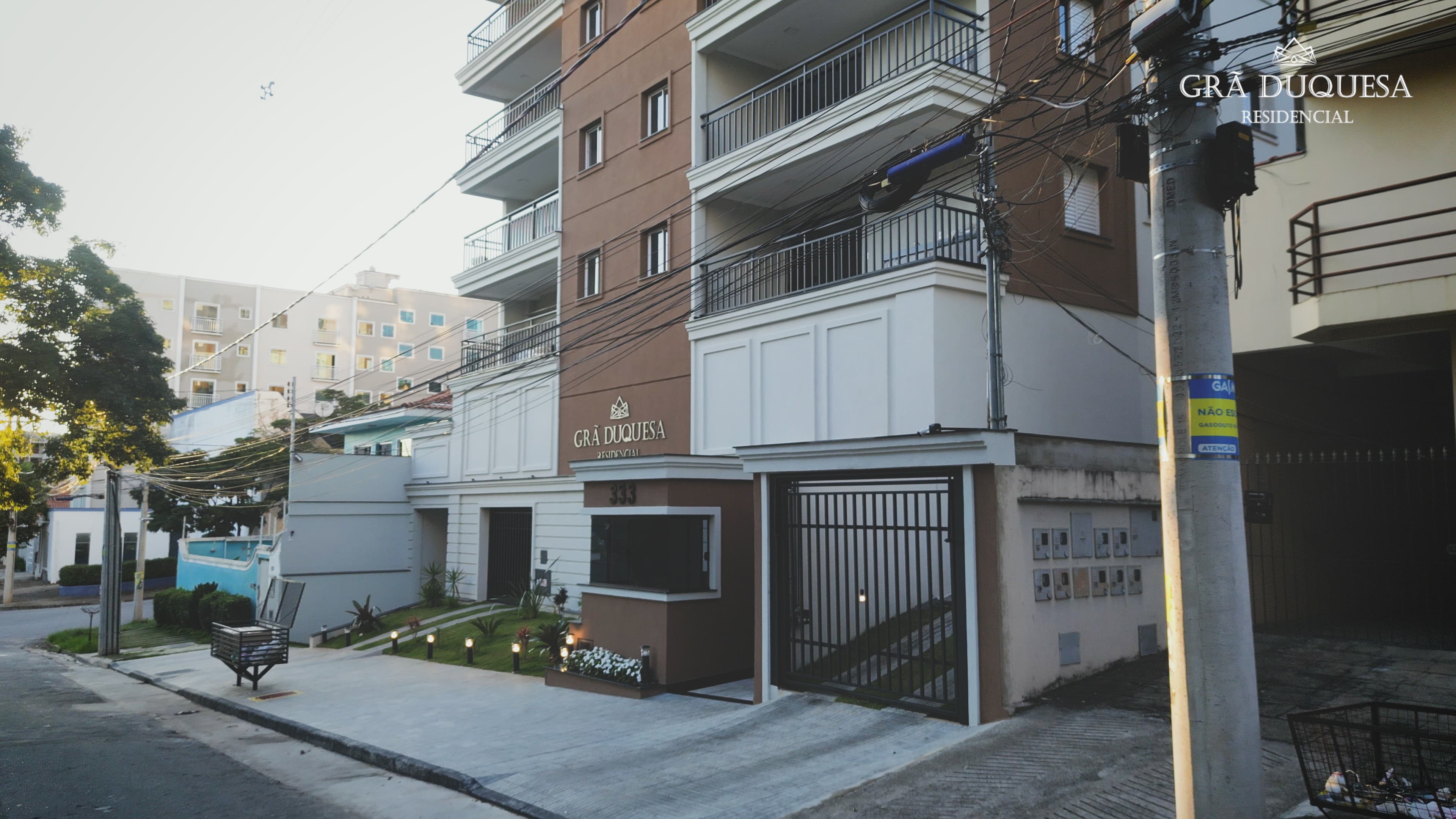 td.00_16_53_27.Quadro017.jpg